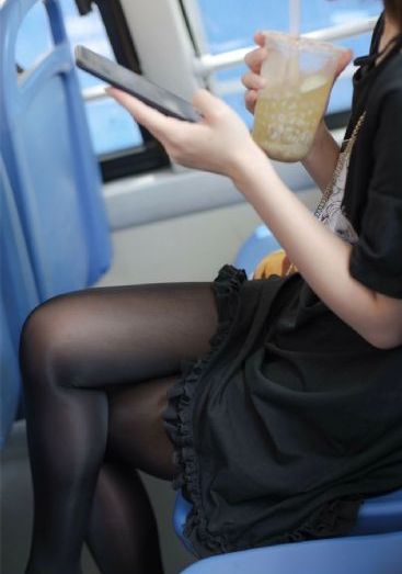美女张开双腿让男生桶免费_DVD免费在线播放