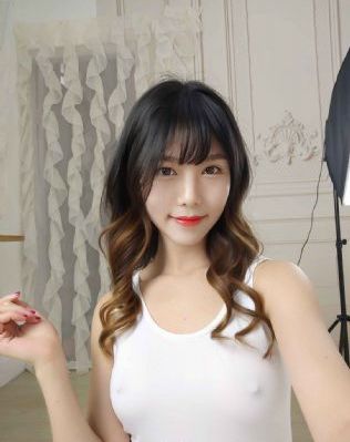 国产91白丝美女在线_4K电影免费在线