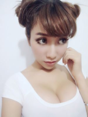 CK中国三级片免费带奶水_剧情片免费高清观看