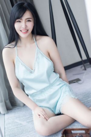 国产精品久久久久久精品芦苇_在线完整观看