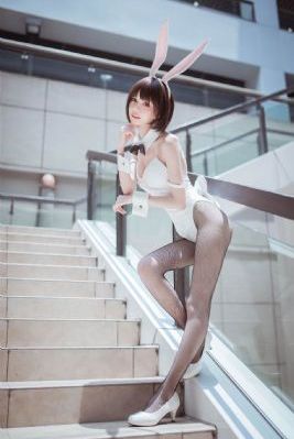 亚洲美女免费_BD国语在线视频观看