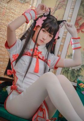 天天摸日日摸狠狠添_4K电影在线观看